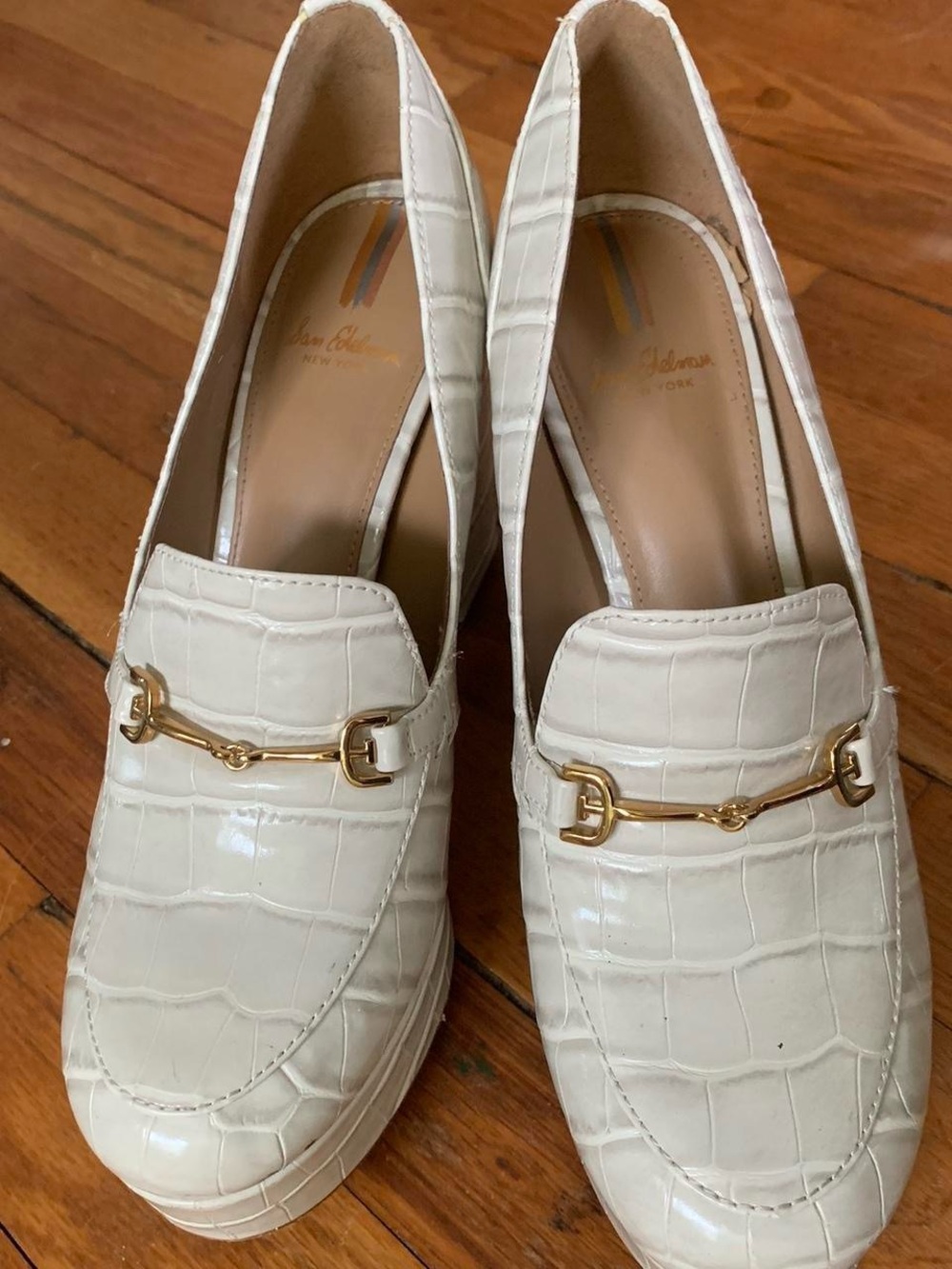 Sam Edelman Aretha Platform White CrocEmbossed Platform Heels with Gold Horsebit - Picture 3 of 4